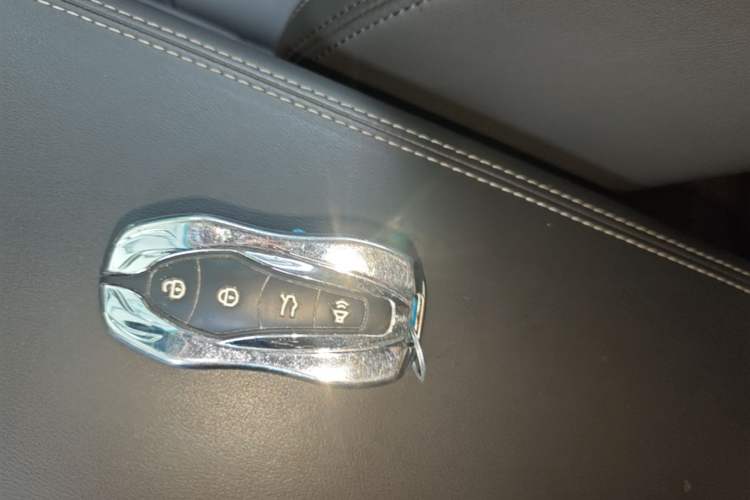 Used Geely Auto Monjaro 2019 Facelift 350T YAOXINGZHE Vehicle Key