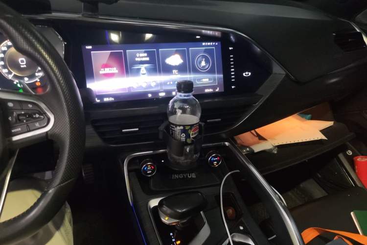 Used Geely Auto Monjaro 2019 350T Yuxingzhe AWD Audio And AC Panel