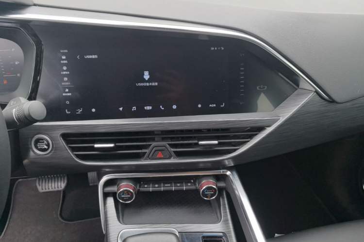 Used Geely Auto Monjaro 2019 350T YAOXINGZHE Audio And AC Panel