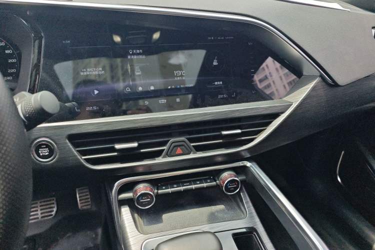 Used Geely Auto Monjaro 2019 350T Yuxingzhe AWD Audio And AC Panel