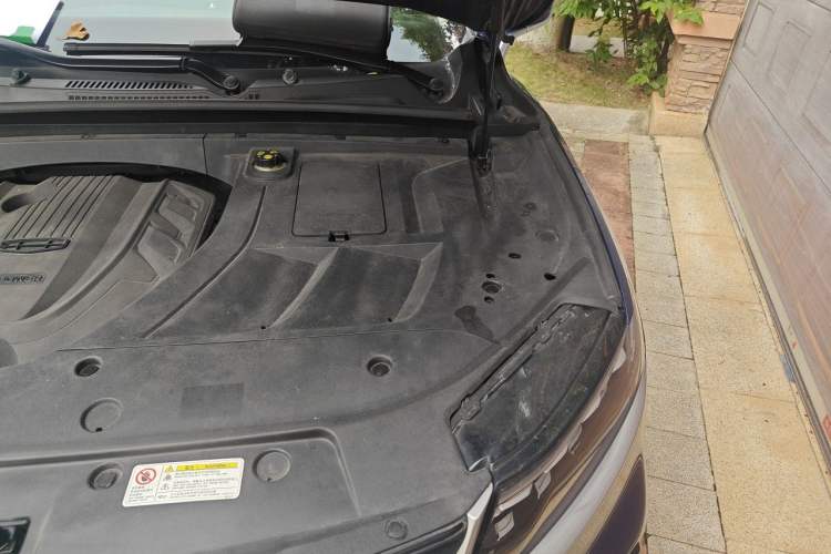 Used Geely Auto Monjaro 2019 300T Explorer Engine Bay Left