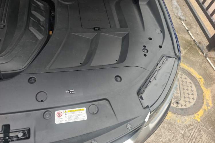 Used Geely Auto Monjaro 2019 300T YAOXINGZHE Engine Bay Left