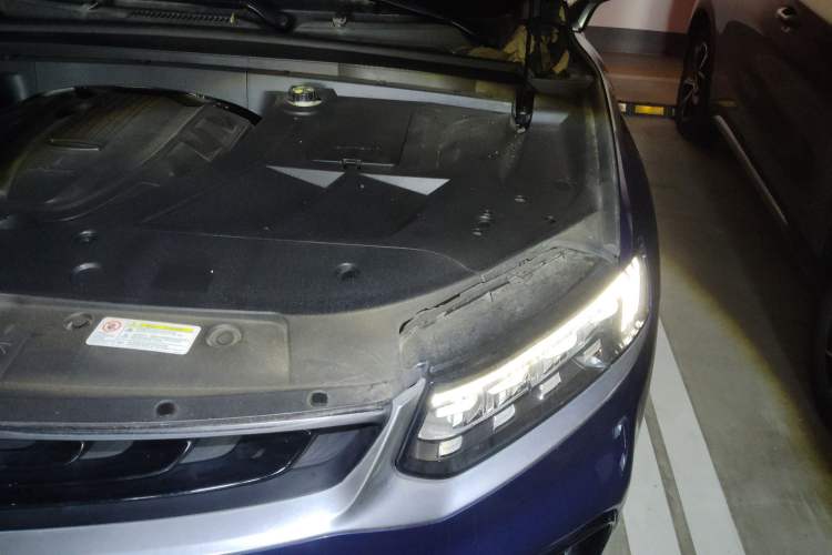 Used Geely Auto Monjaro 2019 300T YAOXINGZHE Engine Bay Left