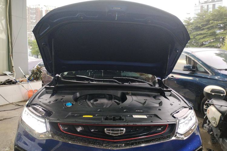 Used Geely Auto Monjaro 2019 350T YAOXINGZHE Engine Bay