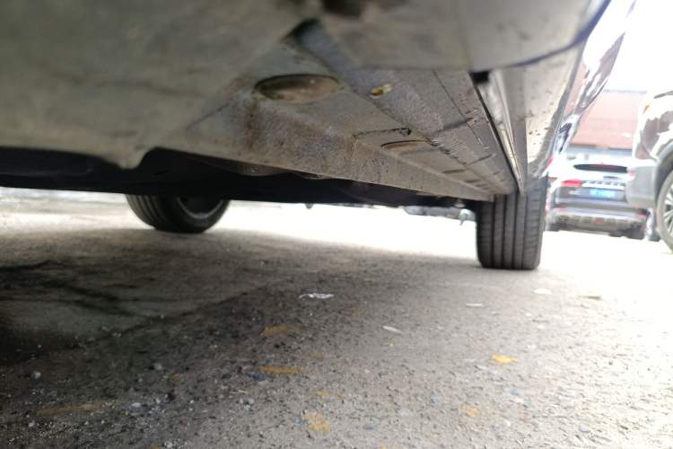 Used Geely Auto Monjaro 2019 350T Yuxingzhe AWD Left Side Sill