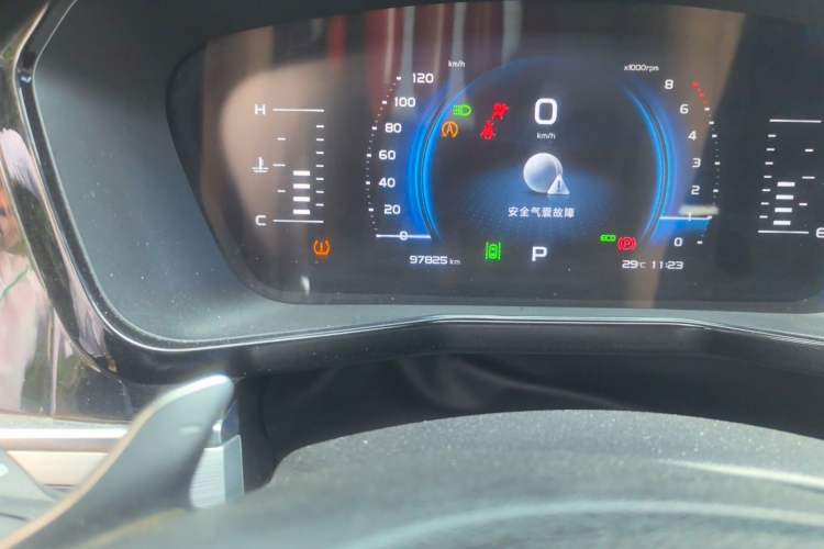 Used Geely Auto Monjaro 2019 300T YAOXINGZHE Odometer Close Up