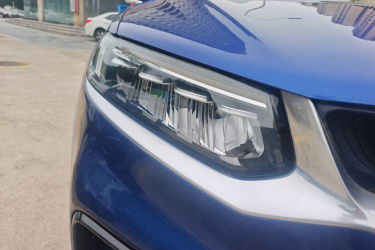 Used Geely Auto Monjaro 2019 300T YAOXINGZHE Right Front Headlight