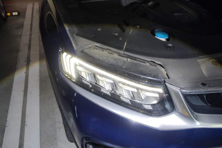 Used Geely Auto Monjaro 2019 300T YAOXINGZHE Right Front Headlight