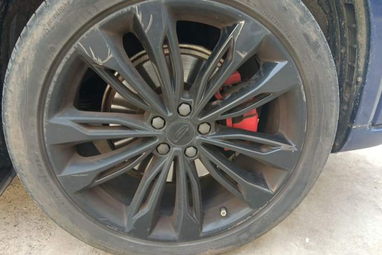 Used Geely Auto Monjaro 2019 350T Yuxingzhe Right Front Wheel Hub