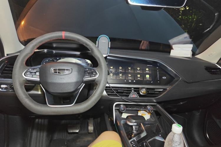 Used Geely Auto Monjaro 2019 350T Yuxingzhe Center Console