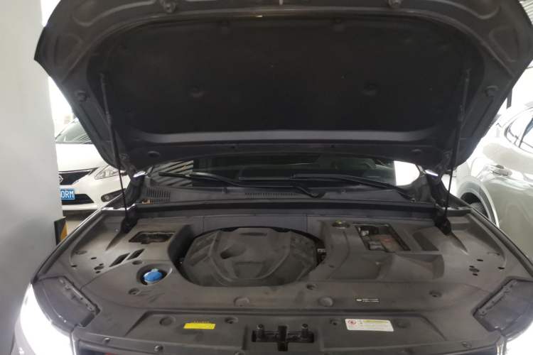 Used Geely Auto Monjaro 2019 350T YAOXINGZHE Engine Bay