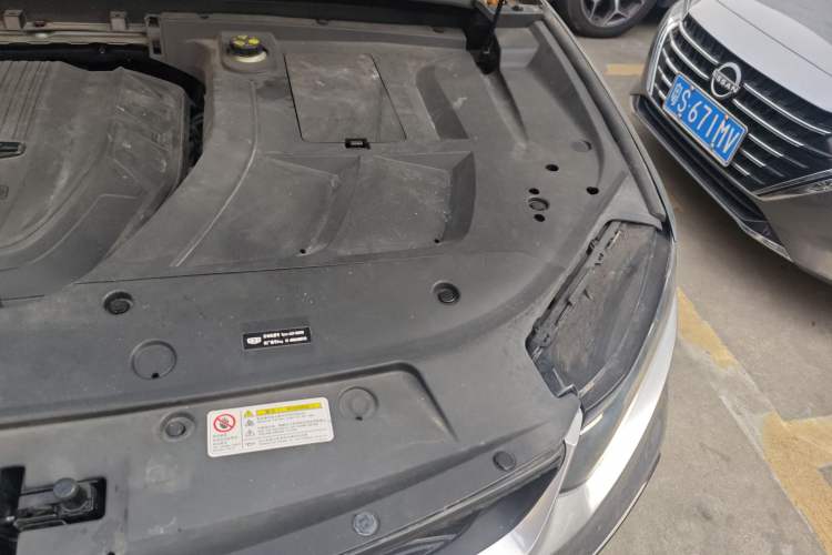 Used Geely Auto Monjaro 2019 300T YAOXINGZHE Engine Bay Left