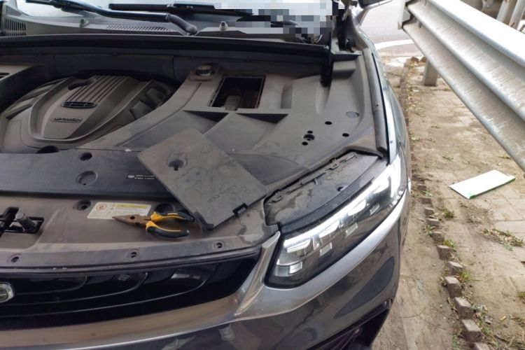 Used Geely Auto Monjaro 2019 300T YAOXINGZHE Engine Bay Left