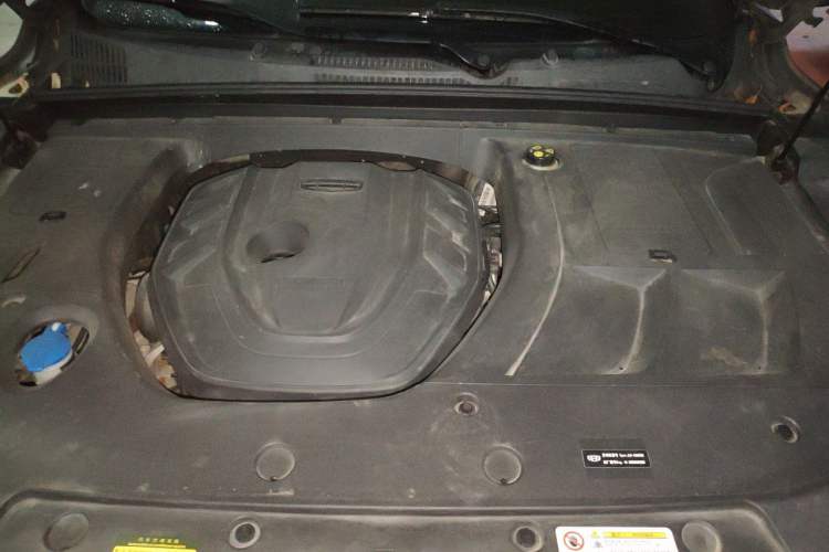 Used Geely Auto Monjaro 2019 350T YAOXINGZHE Engine Bay