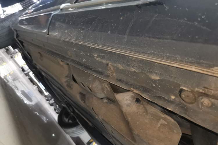 Used Geely Auto Monjaro 2019 350T YAOXINGZHE Left Side Sill