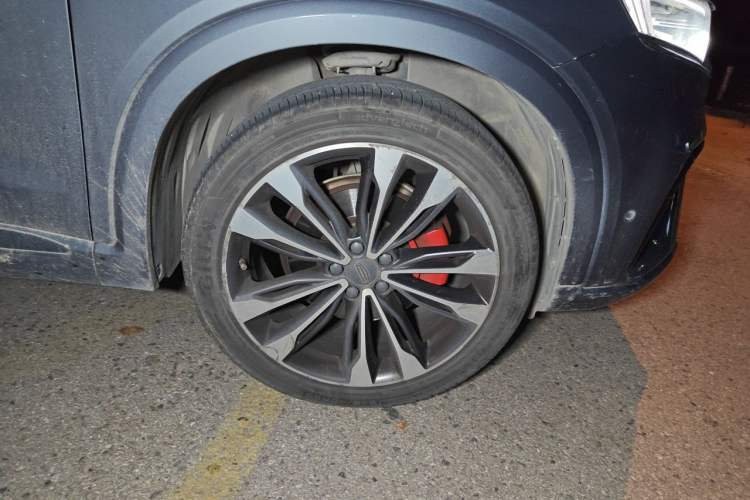 Used Geely Auto Monjaro 2019 350T Yuxingzhe Right Front Wheel Hub