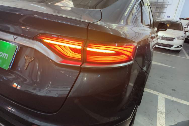 Used Geely Auto Monjaro 2019 300T YAOXINGZHE Right Rear Taillight