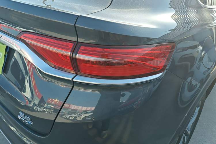 Used Geely Auto Monjaro 2019 300T YAOXINGZHE Right Rear Taillight