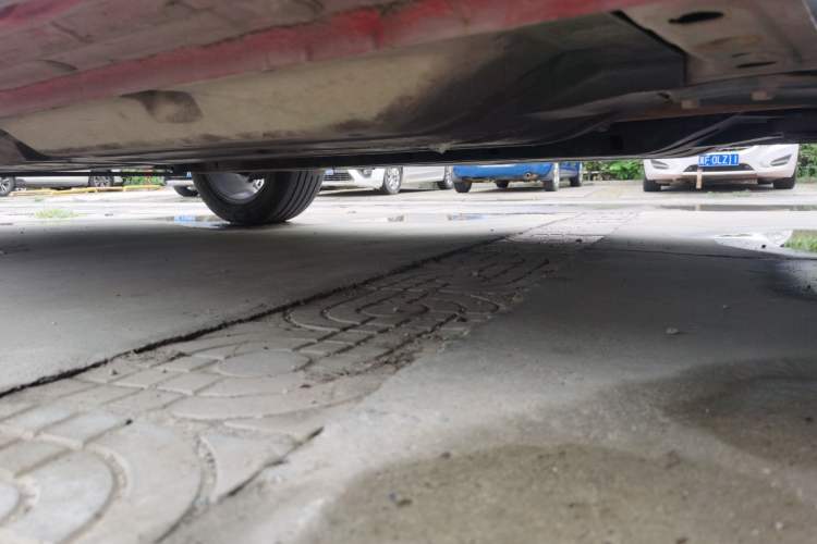 Used Geely Auto Monjaro 2019 350T YAOXINGZHE Chassis Front Right
