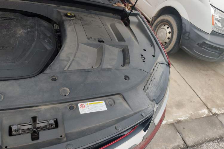 Used Geely Auto Monjaro 2019 350T YAOXINGZHE Engine Bay Left