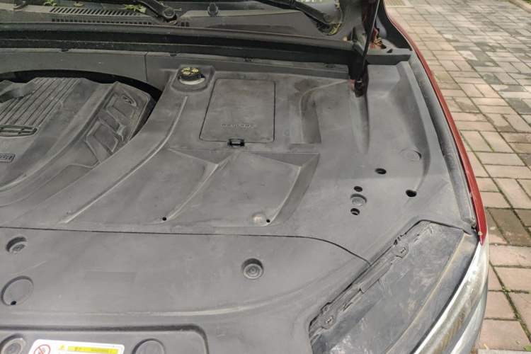 Used Geely Auto Monjaro 2019 300T YAOXINGZHE Engine Bay Left