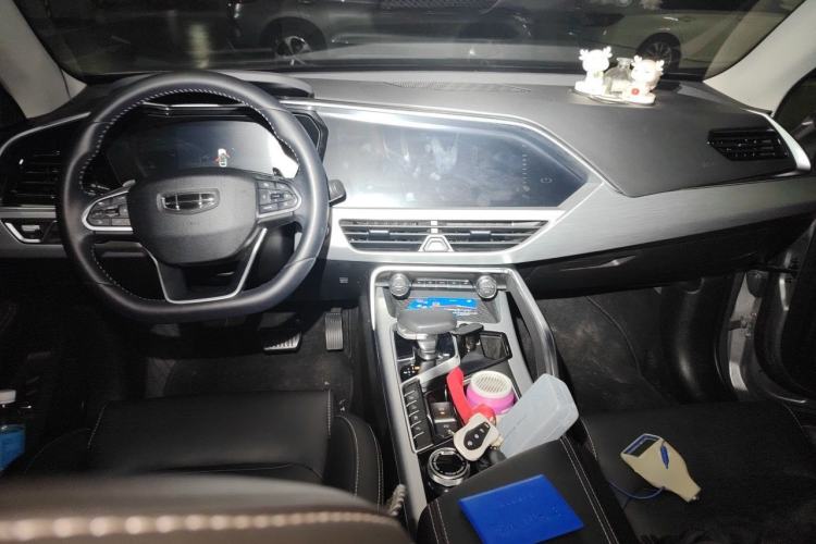 Used Geely Auto Monjaro 2019 Facelift 300T Yaxingzhe Center Console