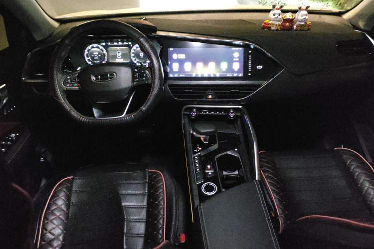 Used Geely Auto Monjaro 2019 350T Yuxingzhe Center Console