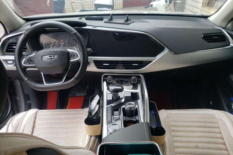 Used Geely Auto Monjaro 2019 300T YAOXINGZHE Center Console