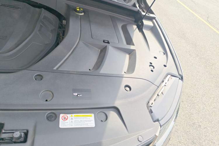 Used Geely Auto Monjaro 2019 350T YAOXINGZHE Engine Bay Left