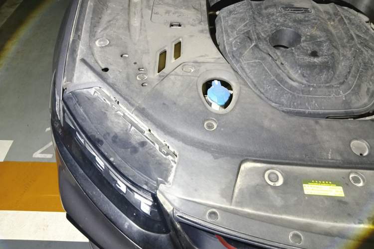Used Geely Auto Monjaro 2019 Facelift 350T YAOXINGZHE Engine Bay Right