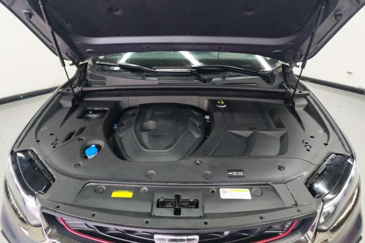 Used Geely Auto Monjaro 2019 350T YAOXINGZHE Engine Bay