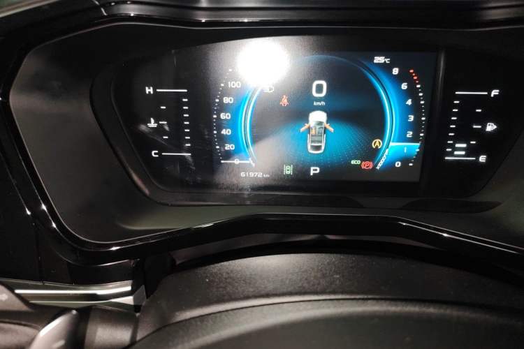 Used Geely Auto Monjaro 2019 Facelift 300T Yaxingzhe Odometer Close Up
