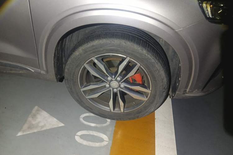 Used Geely Auto Monjaro 2019 Facelift 350T YAOXINGZHE Right Front Wheel Hub