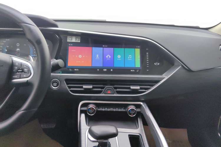 Used Geely Auto Monjaro 2019 Facelift 350T YAOXINGZHE Audio And AC Panel