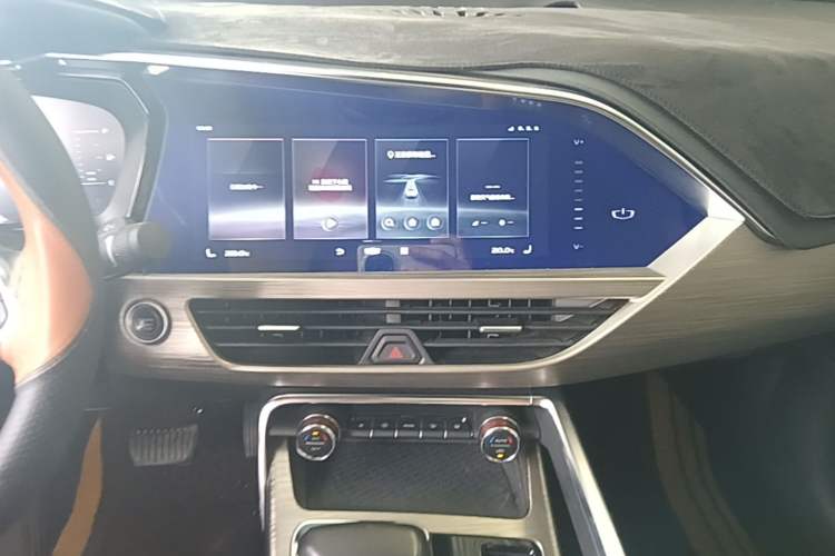 Used Geely Auto Monjaro 2019 300T Explorer Audio And AC Panel