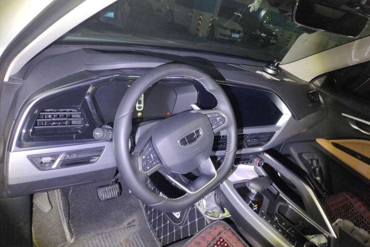 Used Geely Auto Monjaro 2019 300T YAOXINGZHE Center Console
