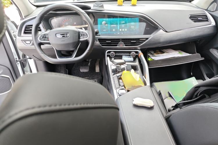 Used Geely Auto Monjaro 2019 350T YAOXINGZHE Center Console
