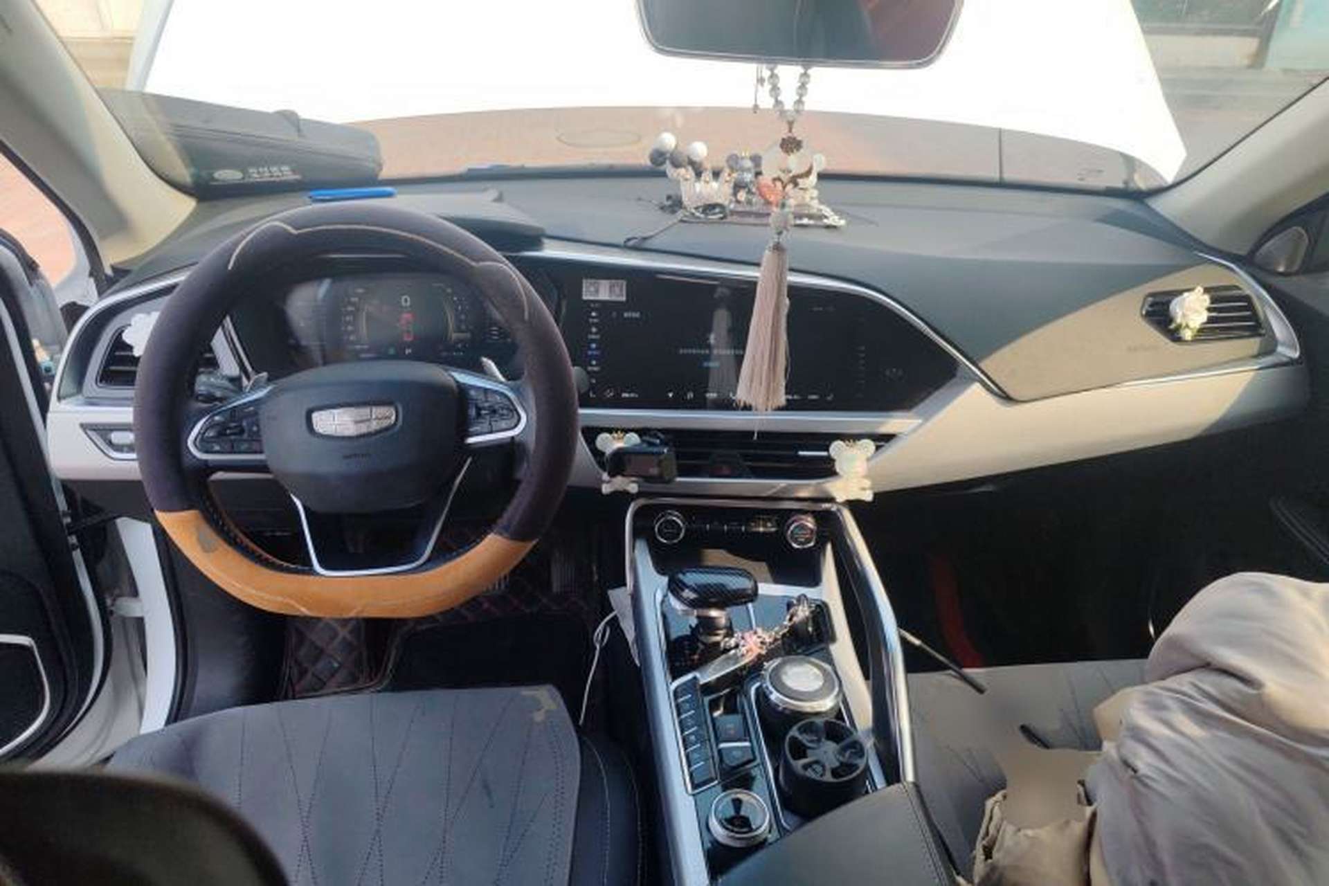 Used Geely Auto Monjaro 2019 300T YAOXINGZHE Center Console