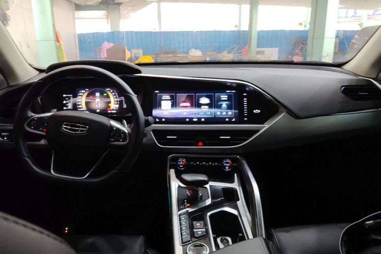 Used Geely Auto Monjaro 2019 300T YAOXINGZHE Center Console