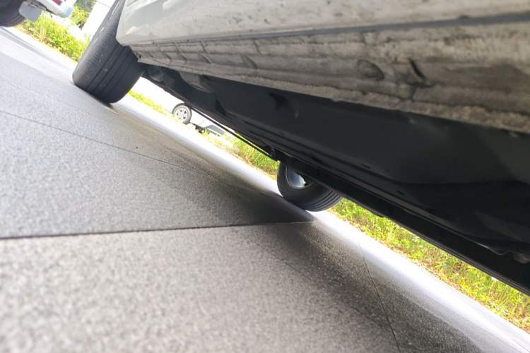 Used Geely Auto Monjaro 2019 350T YAOXINGZHE Chassis Front Right