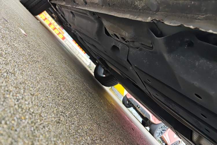 Used Geely Auto Monjaro 2019 350T Yuxingzhe AWD Chassis Rear Left