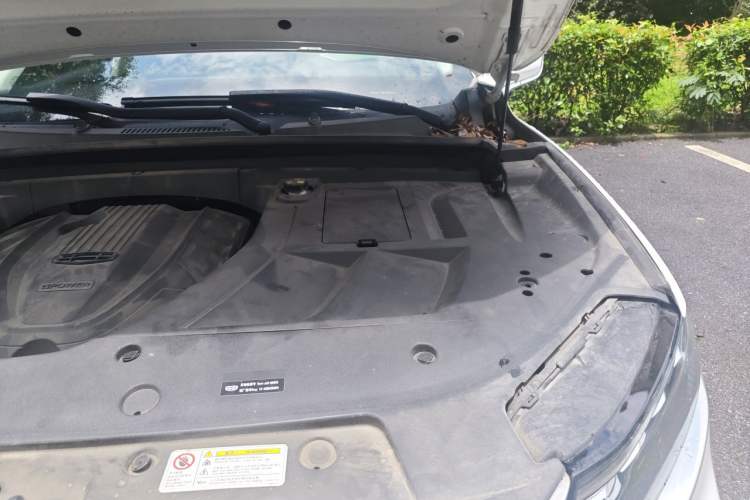 Used Geely Auto Monjaro 2019 300T YAOXINGZHE Engine Bay Left