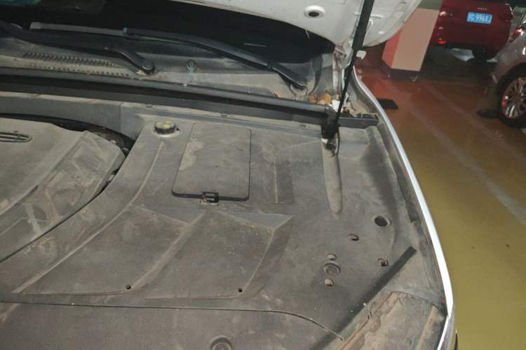 Used Geely Auto Monjaro 2019 350T Yuxingzhe Engine Bay Left