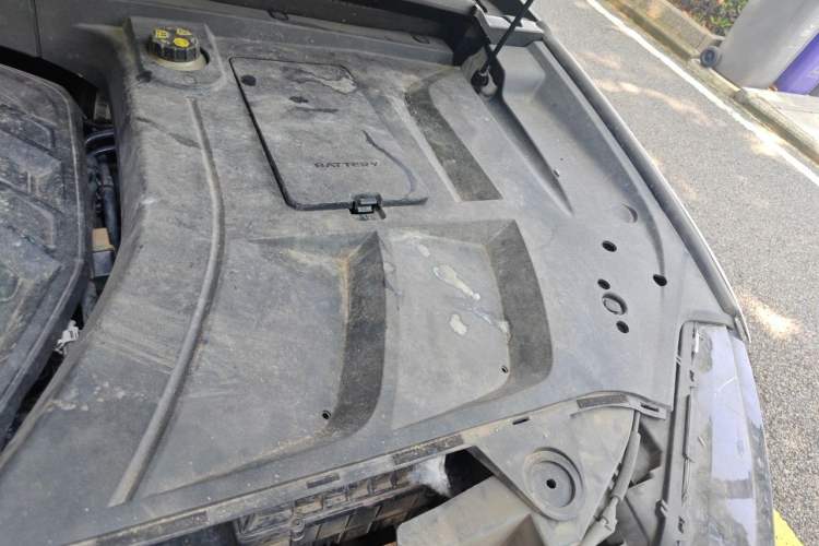 Used Geely Auto Monjaro 2019 300T YAOXINGZHE Engine Bay Left