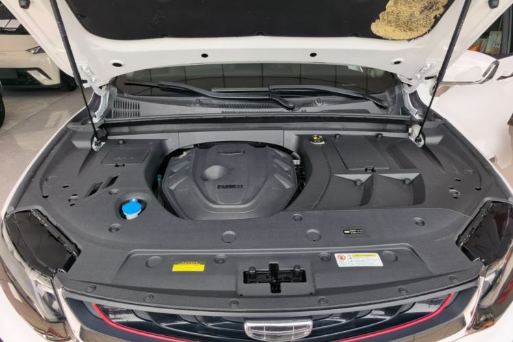 Used Geely Auto Monjaro 2019 350T YAOXINGZHE Engine Bay
