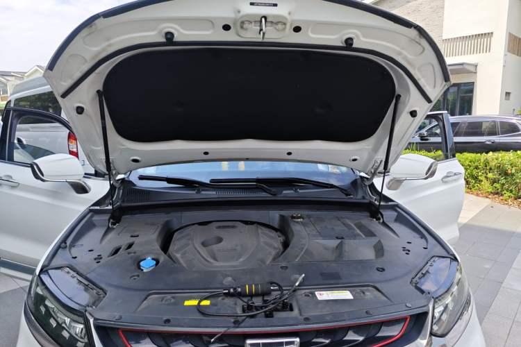 Used Geely Auto Monjaro 2019 350T YAOXINGZHE Engine Bay