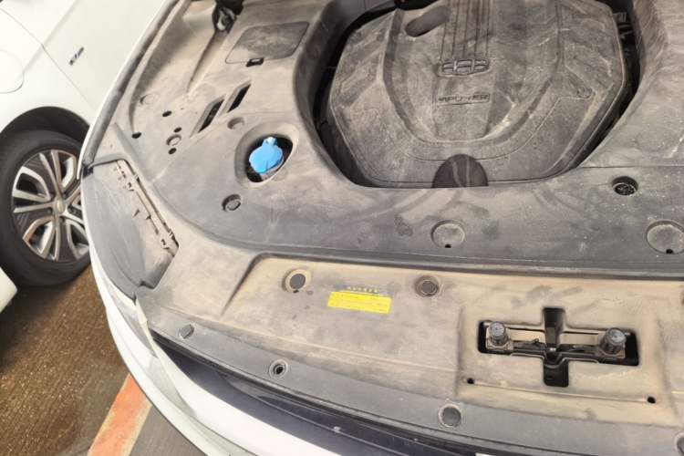 Used Geely Auto Monjaro 2019 300T YAOXINGZHE Engine Bay Right