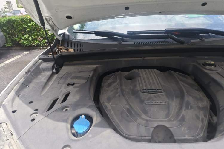Used Geely Auto Monjaro 2019 300T YAOXINGZHE Engine Bay Right