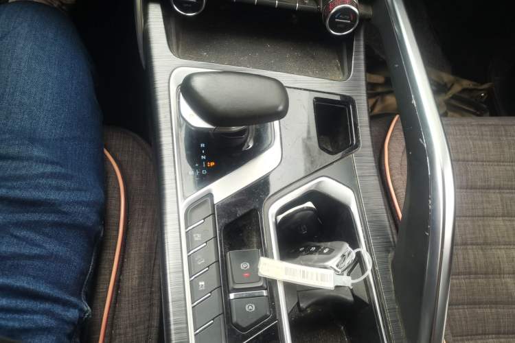 Used Geely Auto Monjaro 2019 Facelift 350T YAOXINGZHE Gear Lever