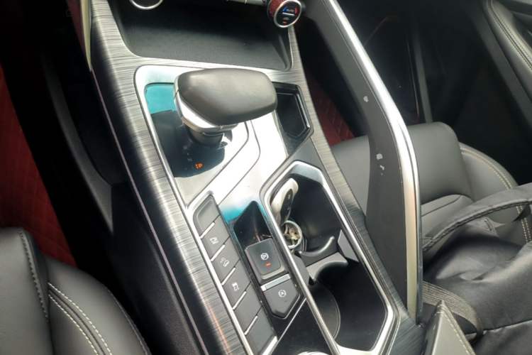 Used Geely Auto Monjaro 2019 Facelift 350T YAOXINGZHE Gear Lever